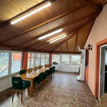 Relax House